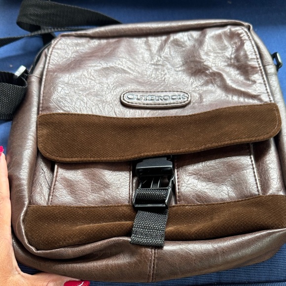 Outbrooks Dark Brown Leather Messenger Bag for Men - Picture 2 of 8